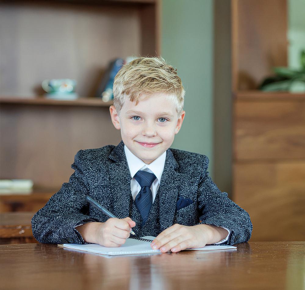 Bağış kaydı yapan çocuk